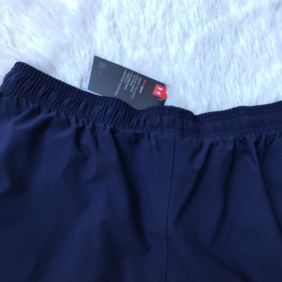 NWT Under Armour Qualifier 9" Woven Shorts - Picture 7 of 9